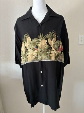 Men’s Hawaiian shirt